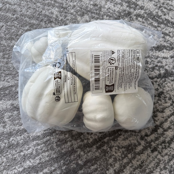 NEW White Harvest Pumpkin Set (7pcs) - Picture 5 of 7